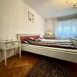 Mosaico Alfetta بيت شباب *
