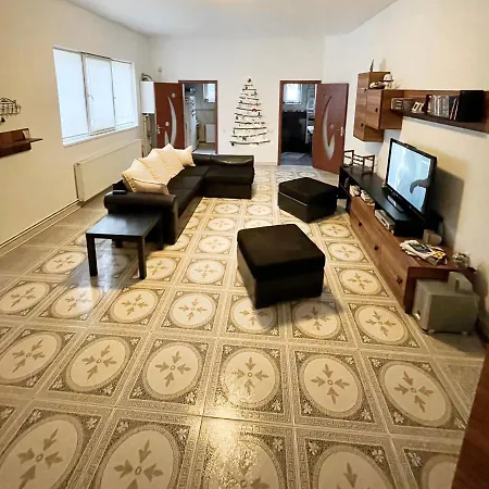 Mosaico Alfetta بيت شباب