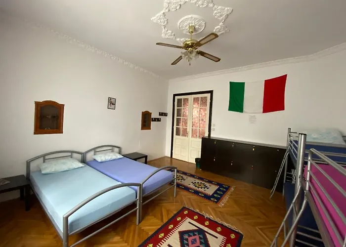 بيت شباب Mosaico Alfetta